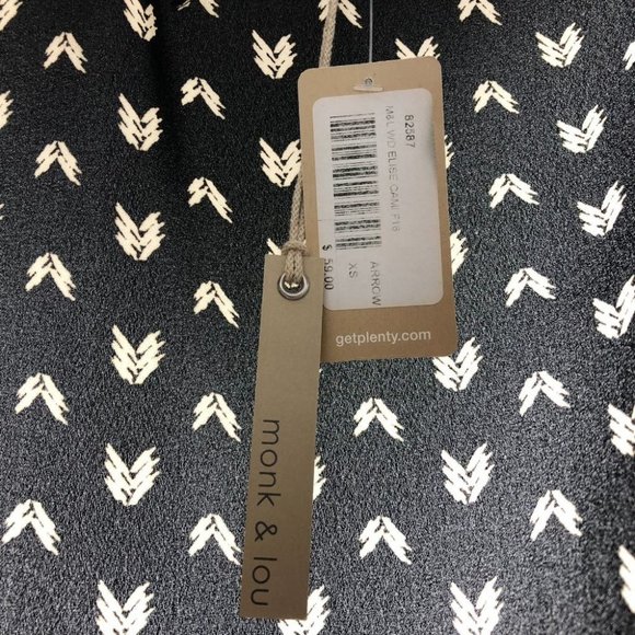 Monk & Lou NWT Black and White Elise Camisole Arrow Pattern Size XS - Picture 4 of 15